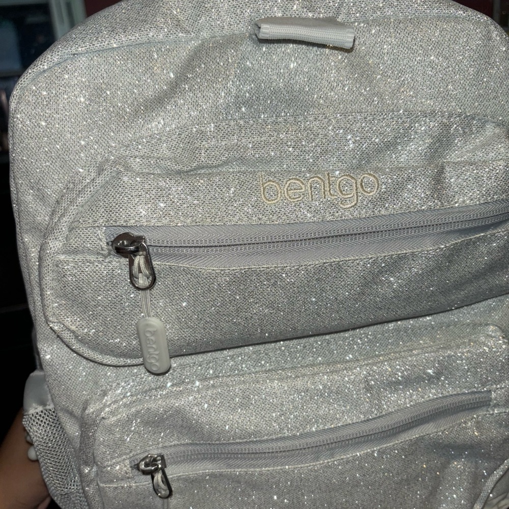 Benlgo Silver Glitter Backpack